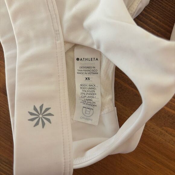 Athleta Ultimate Zip Front Bra size XS White - Picture 7 of 8